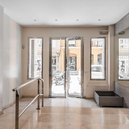 Stylish Studio Near Plaza De La Merced - Center Малага Экстерьер фото